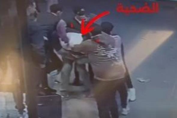 النيابة
تطالب
بتشريح
جثة
صاحب
معرض
سيارات
بفيصل
قتل
على
يد
صاحب
مطعم
وعماله