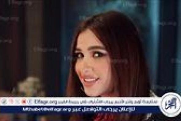 ياسمين
      عبدالعزيز
      بين
      الحب
      والخطر..
      «وننسى
      اللي
      كان»
      مسلسل
      الإثارة
      العاطفية