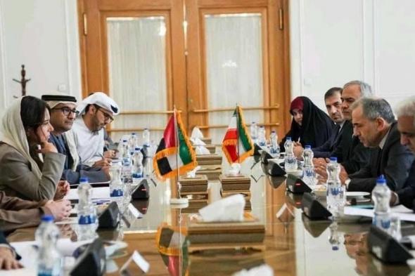 الإمارات
      وإيران
      تعقدان
      جولة
      ثانية
      من
      المشاورات
      السياسية
      في
      طهران