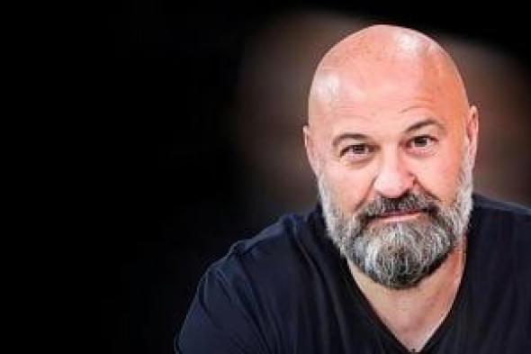 اتحاد
الطائرة
يمنح
الزمالك
كارنيه
المدير
الفنى
الإيطالى..
ورفع
إيقافات
اللاعبين