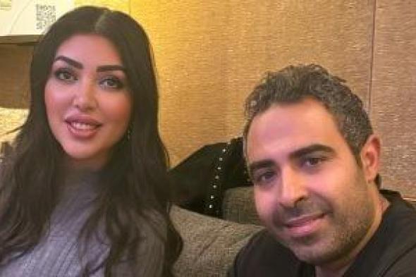 كوثر
حجازى
تشارك
فى
مسلسل
على
كلاى
بتأليف
أغنيتى
التترين