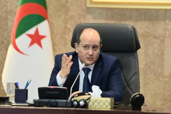 الوزير
الأول
يترأس
اجتماعا
للحكومة