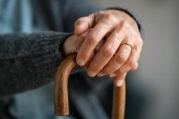 الإهمال
فى
رعاية
المسن
يعرضك
للحبس
والغرامة