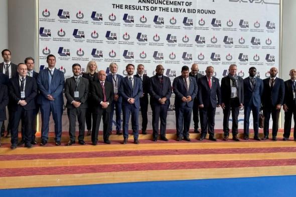 ليبيا
      تمنح
      أول
      حزمة
      تراخيص
      للتنقيب
      عن
      النفط
      والغاز
      منذ
      2007