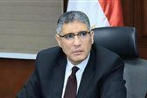 محافظ
      الجيزة:
      ضبط
      2767
      قضية
      تموينية
      بإجمالي
      160
      طن
      مضبوطات
      خلال
      حملات
      لمباحث
      التموين