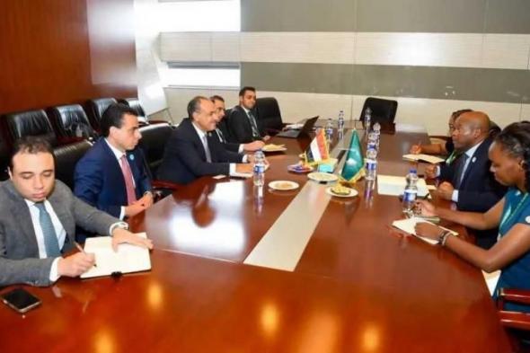 وزير
      الخارجية
      يلتقي
      مفوض
      الاتحاد
      الأفريقي
      للزراعة
      والتنمية
      الريفية
      والاقتصاد
      الأزرق
      والتنمية
      المستدامة