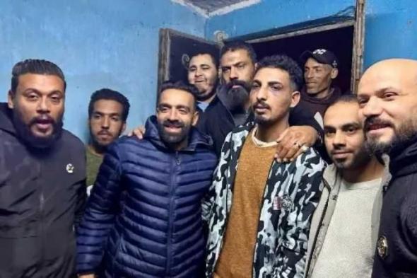 صاحب
      واقعة
      ارتداء
      الملابس
      النسائية
      بالقليوبية
      يتحدث
      للمرة
      الاولي
      عن
      علاقتة
      بالفتاة