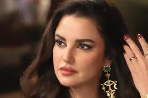 درة
تعود
للدراما
الشعبية
بشخصية
ميادة
الديناري
في
علي
كلاي