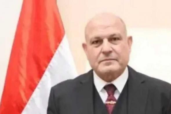 النيابة
      الإدارية
      تحيل
      7
      مسؤولين
      بالهيئة
      العامة
      للنظافة
      والتجميل
      بالجيزة
      للمحاكمة
      التأديبية