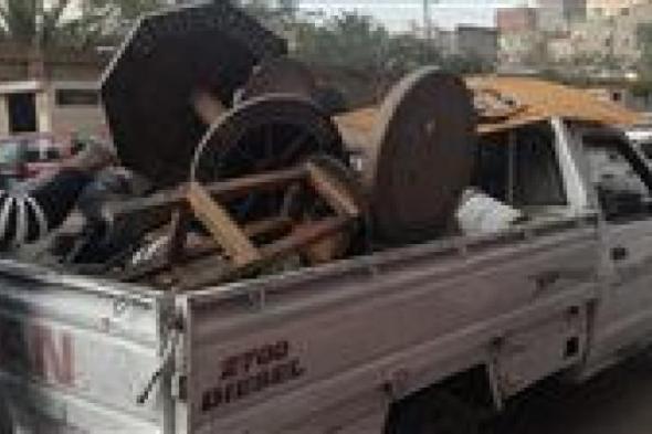 رئيس
      حي
      غرب
      المنصورة
      يتابع
      أعمال
      الحملة
      المكبرة
      لرفع
      الإشغالات
      والتعديات
      على
      حرم
      الطريق