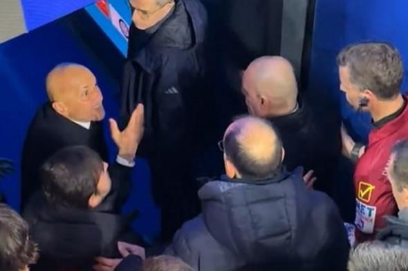 يوفنتوس
      يشتعل
      ضد
      التحكيم
      بعد
      لدغة
      «الأفاعي»القاتلة