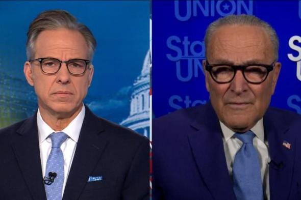 belbalady
      زعيم
      الأقلية
      بمجلس
      الشيوخ
      يهاجم
      دائرة
      الهجرة
      والجمارك:
      مارقة
      وخارجة
      عن
      السيطرة