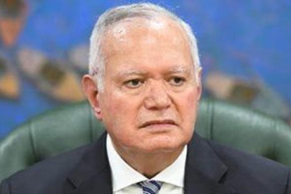 العرابى:
التحرك
المصرى
عربيا
وإفريقيا
يعكس
رؤية
استراتيجية
للحفاظ
على
المؤسسات