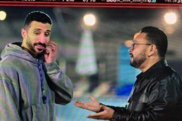 حسن
حفنى
مدرب
سباحة
فى
مسلسل
اللون
اﻷزرق
مع
جومانا
مراد
وأحمد
رزق