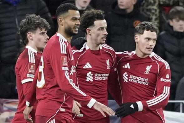 بالبلدي
      :
      كاسكارينو
      يشيد
      بنجم
      ليفربول:
      يشبه
      جيرارد
      كثيرًا