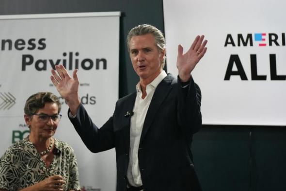 ‌كاليفورنيا
      و10
      ولايات
      تقاضي
      إدارة
      ترامب
      بسبب
      الطاقة
      النظيفة