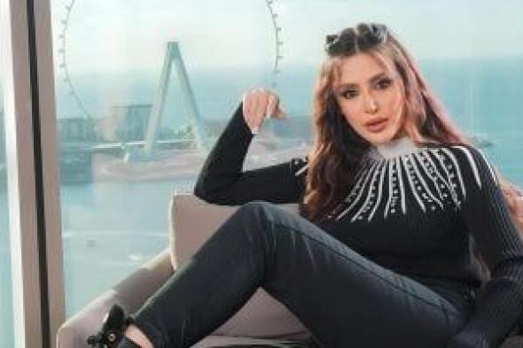 مرام
علي
:
شائعة
ارتباطي
بالفنان
أحمد
فهمي
بتضحك