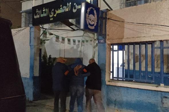 توقيف
7
أشخاص
بتهم
السطو
على
مساكن
وضبط
374
كبسولة
بالبليدة