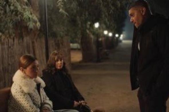 مسلسل
اتنين
غيرنا
الحلقة
6..
ظهور
مميز
للفنانة
شيرين
للصلح
بين
نور
وحسن