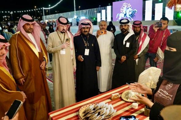 أمانة
    القصيم
    تختتم
    مهرجان
    السمن
    والسمين
    السادس
    بعقلة
    الصقور