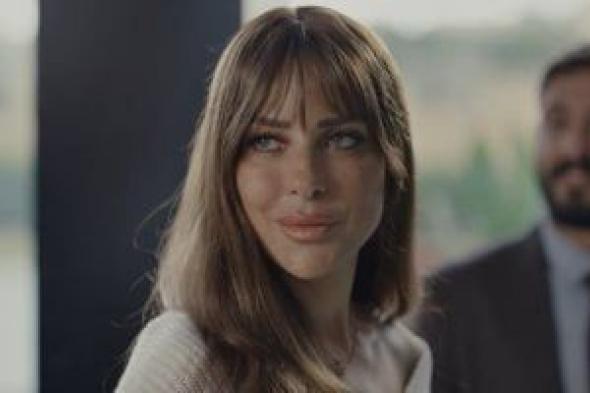 فن
الحرب
الحلقة
7..
ريم
مصطفى
تجبر
زوجها
على
إشراك
كمال
أبو
رية
فى
مشروعها