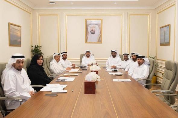 «لجنة
      توصيات
      استشاري
      الشارقة»
      تناقش
      تطوير
      التسجيل
      العقاري