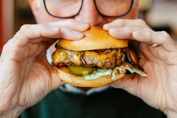 خفض
      الكوليسترول
      بسرعة..ما
      هو
      النظام
      الغذائي
      الأفضل؟