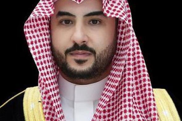 خالد
بن
سلمان
يتلقى
اتصالًا
هاتفيًا
من
وزير
الدفاع
الكويتي