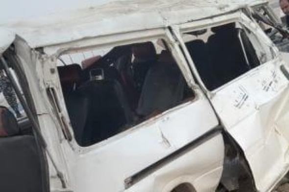 إصابة
8
أشخاص
فى
انقلاب
ميكروباص
على
الصحراوى
الشرقى
ببنى
سويف