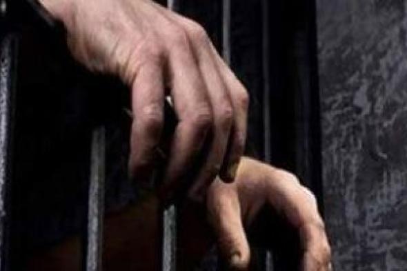 تفاصيل
التحقيقات
مع
متهم
بالنصب
على
المواطنين
بزعم
تسفيرهم
للخارج