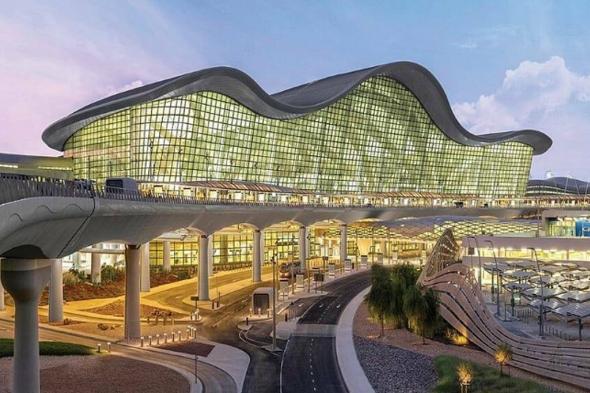 وفاة
شخص
وإصابة
7
آخرين
في
حادث
بمطار
زايد
الدولي
الإماراتي