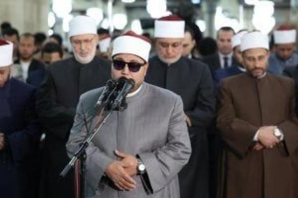 ليلة
عامرة
بالخشوع..
الجامع
الأزهر
يستقبل
المصلين
لأداء
العشاء
والتراويح