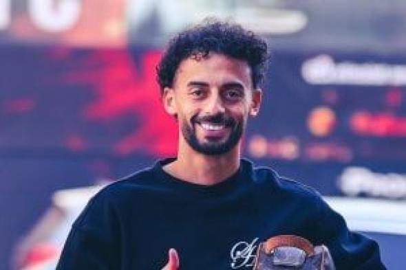 أحمد
عبد
القادر
على
رادار
الزمالك..
والصفقة
مؤجلة
لحين
حل
أزمة
القيد