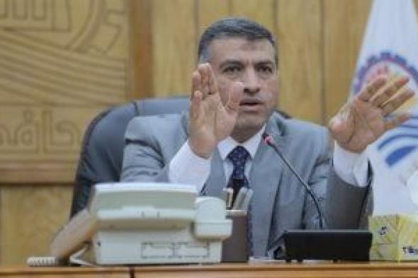 محافظ
قنا
يستعرض
235
طلبا
للمواطنين
في
أول
لقاء
مترجم
بلغة
الإشارة