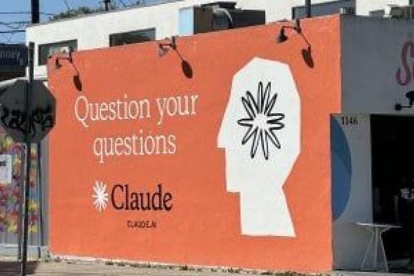 claude
يتصدر
قائمة
التطبيقات
المجانية
بمتجر
تطبيقات
أبل
رغم
الخلاف
مع
البنتاجون
