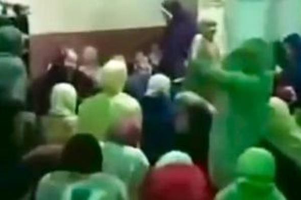 "أوقاف
البحيرة"
تكشف
تفاصيل
مشاجرة
السيدات
خلال
صلاة
التراويح