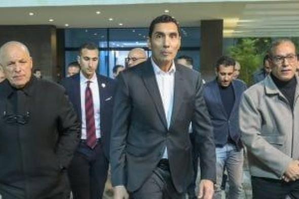 وزير
الشباب
والرياضة
يُشيد
بالطفرة
الإنشائية
في
مركز
المنتخبات
الوطنية