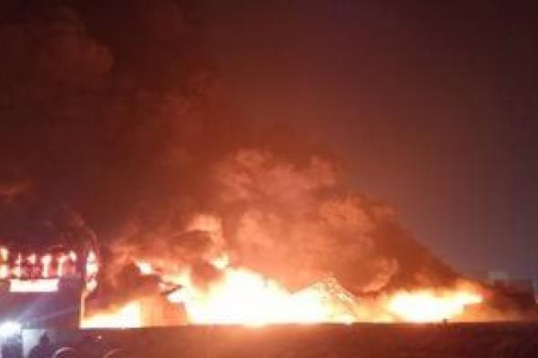 إخماد
حريق
داخل
محطة
وقود
بطريق
الضبعة
الصحراوى