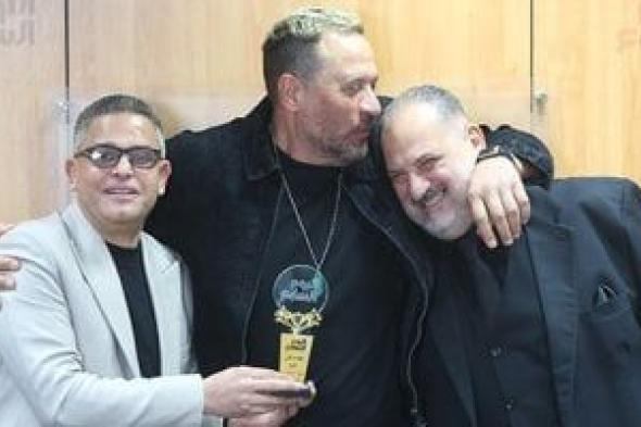 اليوم
السابع
يكرم
صناع
مسلسل
أولاد
الراعي
بعد
نجاح
العمل
في
موسم
رمضان