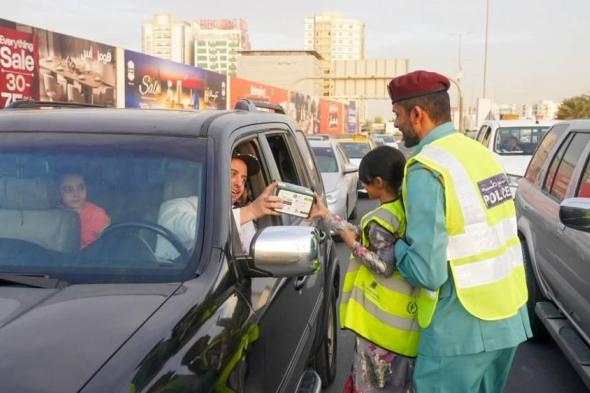 «إفطار
      صائم»
      في
      إدارة
      ترخيص
      الآليات
      بشرطة
      عجمان
