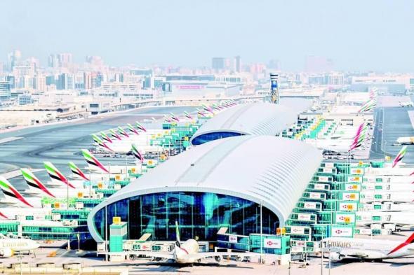 «شكراً
      لصبركم..
      سلامتكم
      أولوية»..
      مطار
      دبي
      يودّع
      مسافريه
      بالهدايا