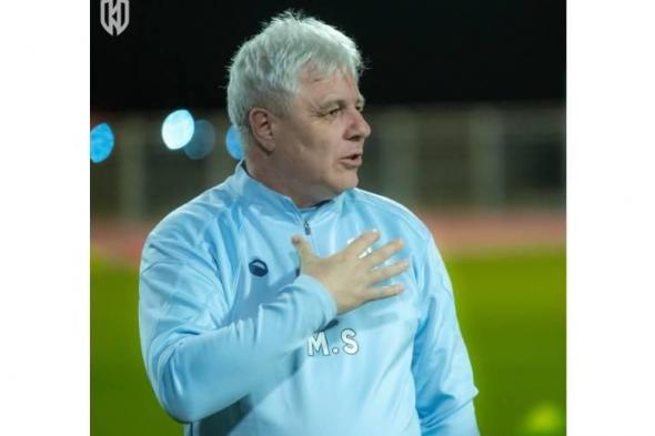 بعد
      أقل
      من
      3
      أشهر
      من
      تعيينه..
      الأخدود
      يقيل
      مدربه
      سوماديكا