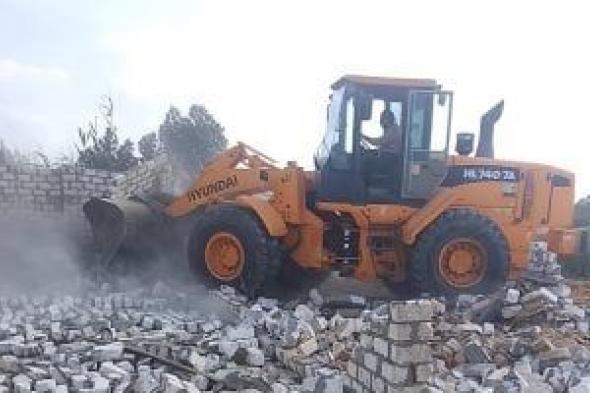 إزالة
27
حالة
تعدٍ
فى
فايد
بالإسماعيلية
ضمن
المرحلة
الثالثة
من
الموجة
28