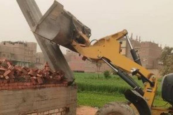 إزالة
أكثر
من
1446
حالة
تعد
ضمن
الموجة
الــ
28
لإزالة
التعديات
ببنى
سويف