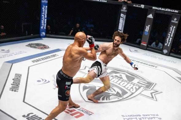 «محاربي
      الإمارات»
      تعود
      للعين
      بنسختين
      عربية
      ودولية