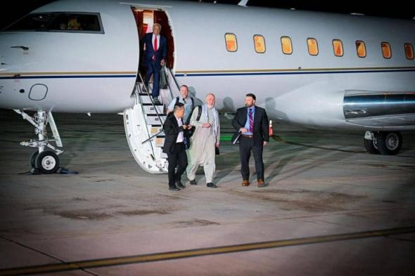 الإمارات
      تستضيف
      عملية
      الإفراج
      عن
      أمريكي
      من
      أفغانستان