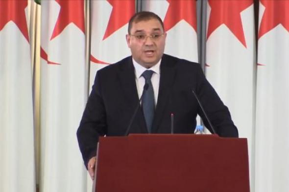 وزير
العدل:
التعديل
التقني
للدستور
يضمن
انسجام
الأحكام
الدستورية