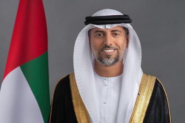 سهيل
      المزروعي:
      منظومة
      الإمداد
      والنقل
      في
      الإمارات
      تعمل
      بكفاءة
      عالية
      وانتظام