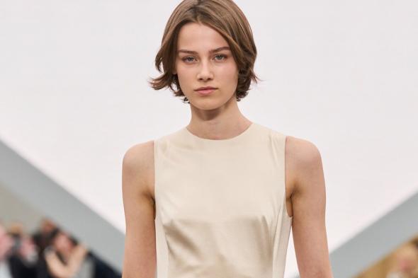 أحدث
صيحات
قصات
وتسريحات
شعر
قصير
لربيع
2026
من
وحي
أسابيع
الموضة
العالمية