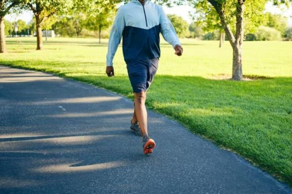 للمشي
      اليومي
      فوائد
      قد
      تفوق
      توقعاتك..
      ما
      هي؟